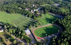 Photo aérienne du centre technique du football français à Clairefontaine